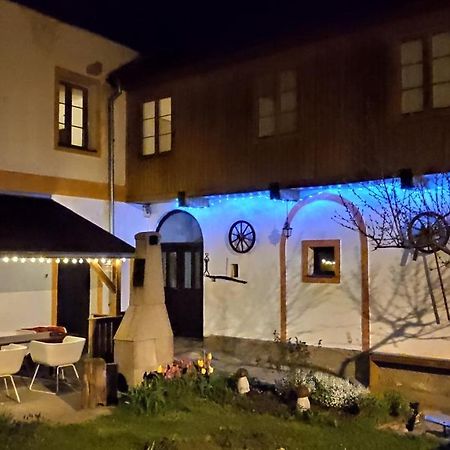 H@M Penzion Žlutice Buitenkant foto